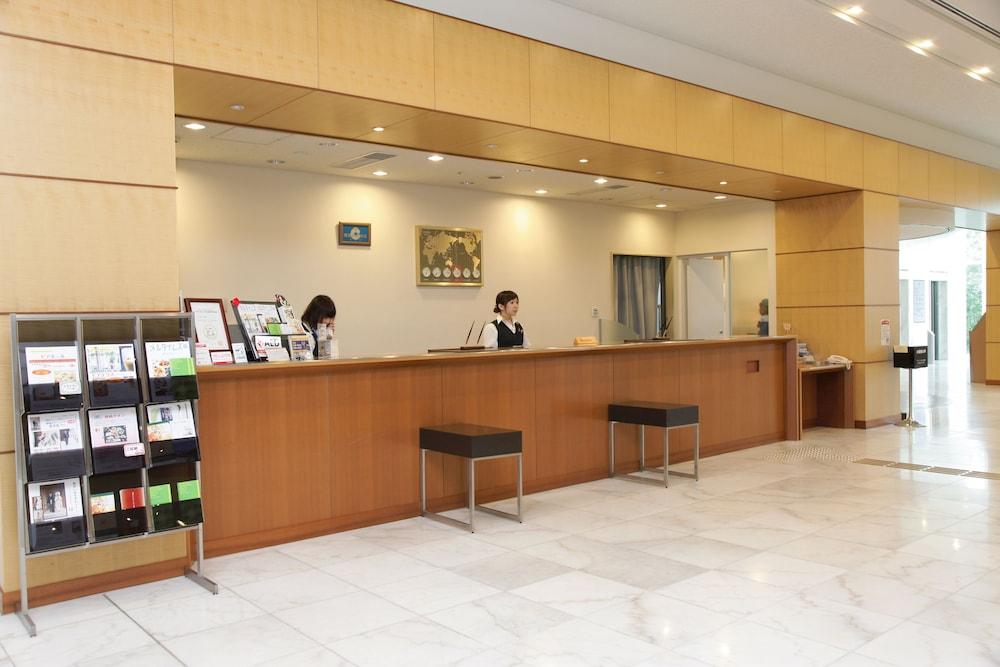 โฮเต็ลเมลปาร์ก คุมาโมะโตะ Hotel คุมาโมโตะ ภายนอก รูปภาพ