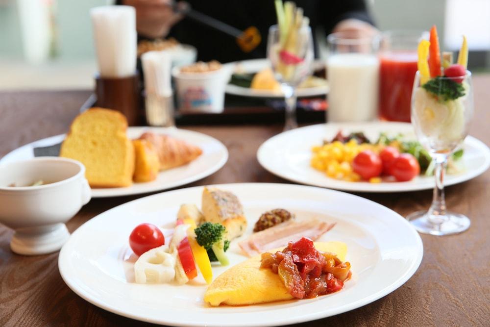 โฮเต็ลเมลปาร์ก คุมาโมะโตะ Hotel คุมาโมโตะ ภายนอก รูปภาพ