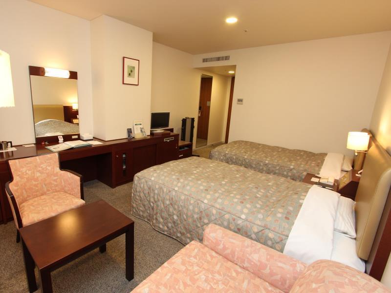 โฮเต็ลเมลปาร์ก คุมาโมะโตะ Hotel คุมาโมโตะ ภายนอก รูปภาพ