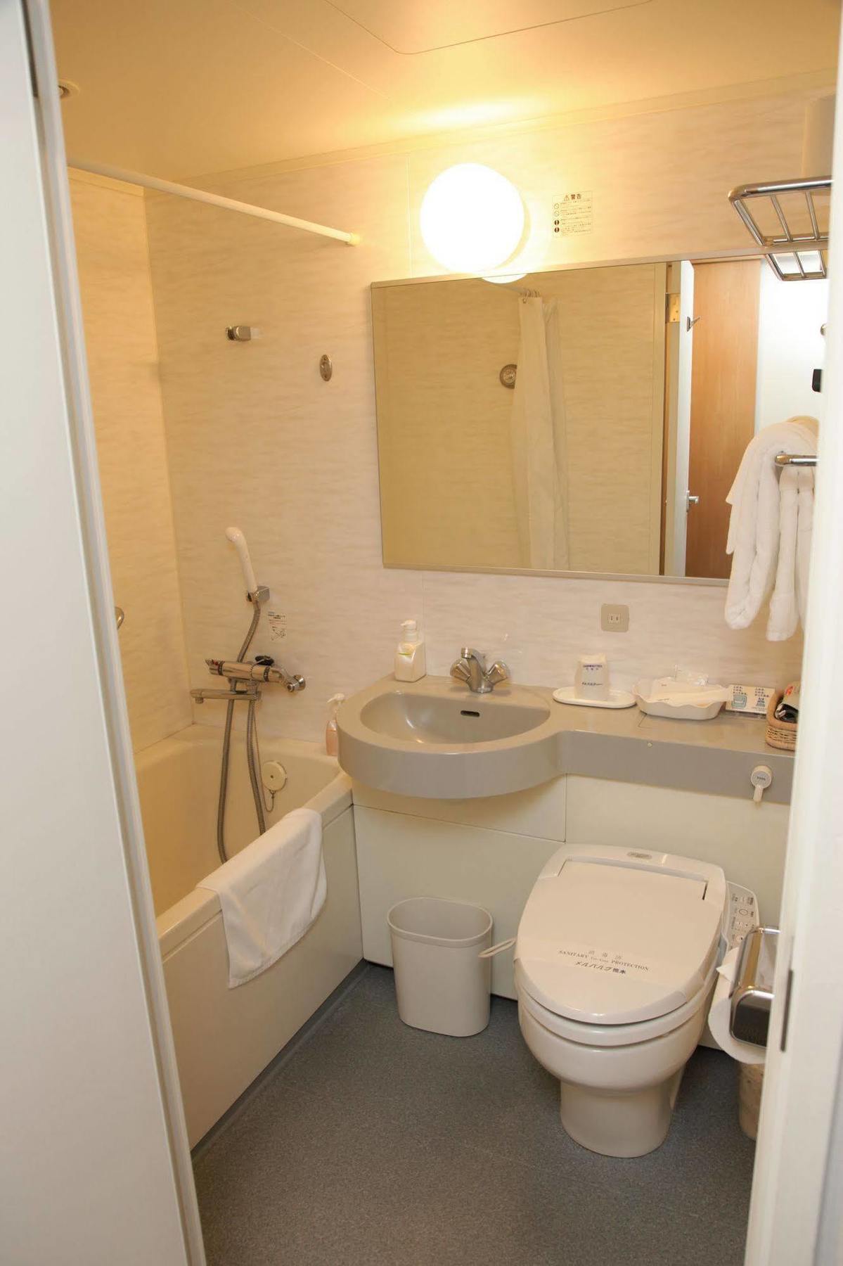 โฮเต็ลเมลปาร์ก คุมาโมะโตะ Hotel คุมาโมโตะ ภายนอก รูปภาพ
